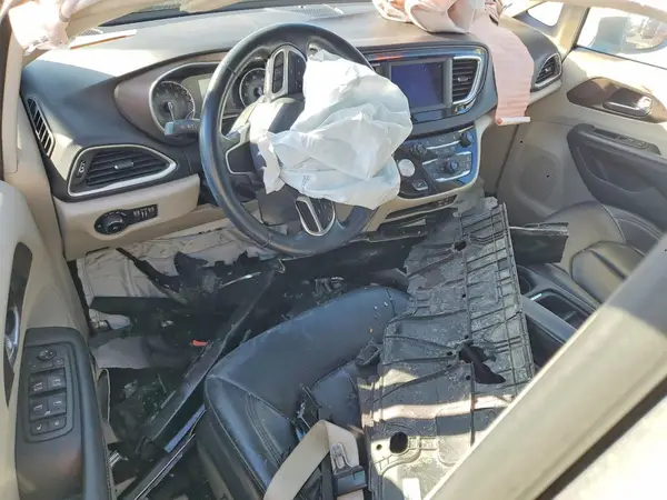 2C4RC1BG7KR526150 2019 CHRYSLER PACIFICA - Image 8