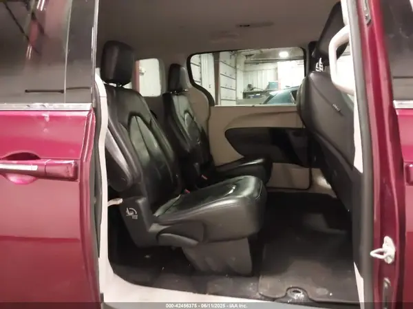 2C4RC1BG7KR537634 2019 CHRYSLER PACIFICA - Image 8