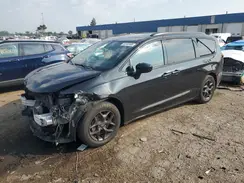 2C4RC1BG7KR540159 2019 CHRYSLER PACIFICA