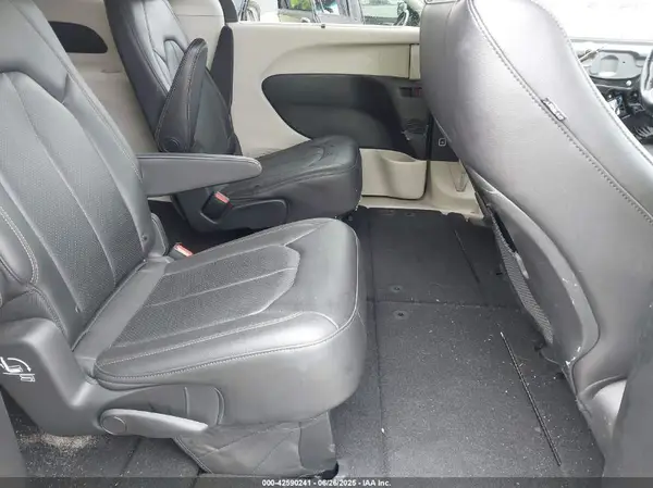 2C4RC1BG7KR541652 2019 CHRYSLER PACIFICA - Image 8