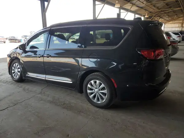2C4RC1BG7KR547872 2019 CHRYSLER PACIFICA - Image 2