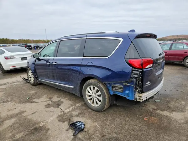 2C4RC1BG7KR550559 2019 CHRYSLER PACIFICA - Image 2