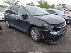 2C4RC1BG7KR555292 2019 CHRYSLER PACIFICA