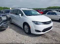 2C4RC1BG7KR556247 2019 CHRYSLER PACIFICA