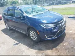 2C4RC1BG7KR576949 2019 CHRYSLER PACIFICA