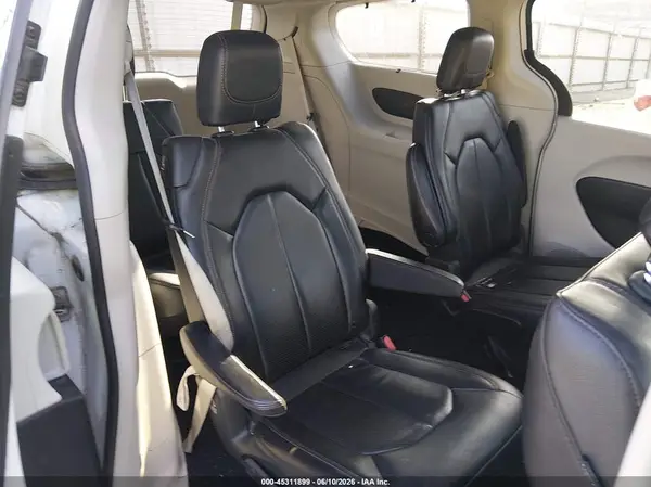 2C4RC1BG7KR582850 2019 CHRYSLER PACIFICA - Image 8