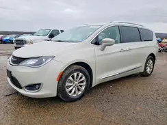 2C4RC1BG7KR589152 2019 CHRYSLER PACIFICA