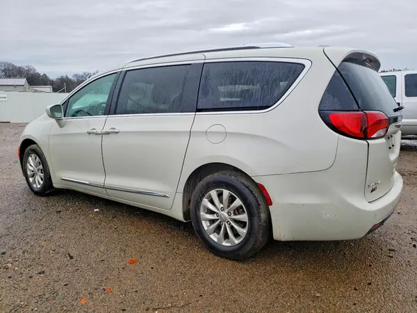 2C4RC1BG7KR589152 2019 CHRYSLER PACIFICA - Image 2