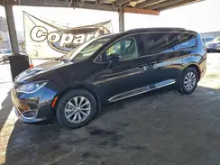 2C4RC1BG7KR592939 2019 CHRYSLER PACIFICA