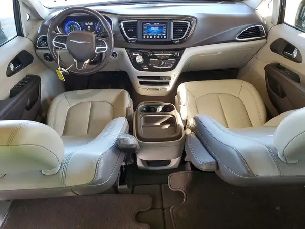 2C4RC1BG7KR592939 2019 CHRYSLER PACIFICA - Image 8