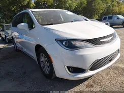 2C4RC1BG7KR593024 2019 CHRYSLER PACIFICA