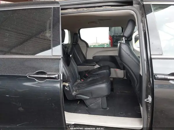 2C4RC1BG7KR596750 2019 CHRYSLER PACIFICA - Image 8