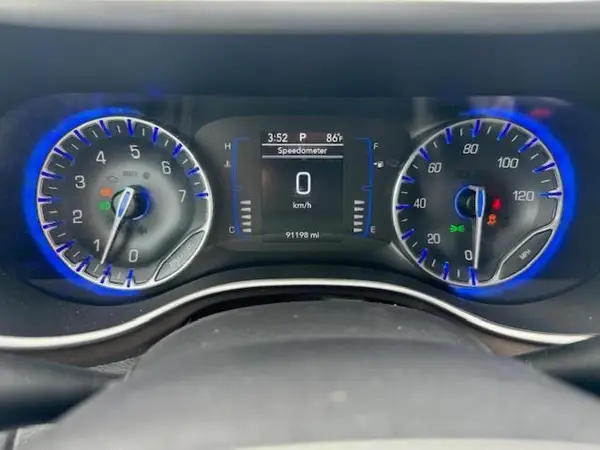 2C4RC1BG7KR596845 2019 CHRYSLER PACIFICA - Image 8