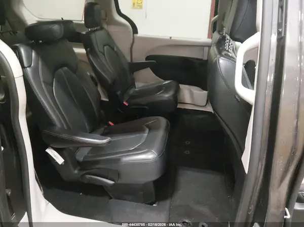 2C4RC1BG7KR609044 2019 CHRYSLER PACIFICA - Image 8
