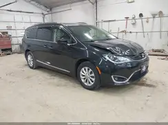 2C4RC1BG7KR613482 2019 CHRYSLER PACIFICA