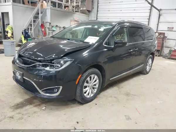 2C4RC1BG7KR613482 2019 CHRYSLER PACIFICA - Image 2