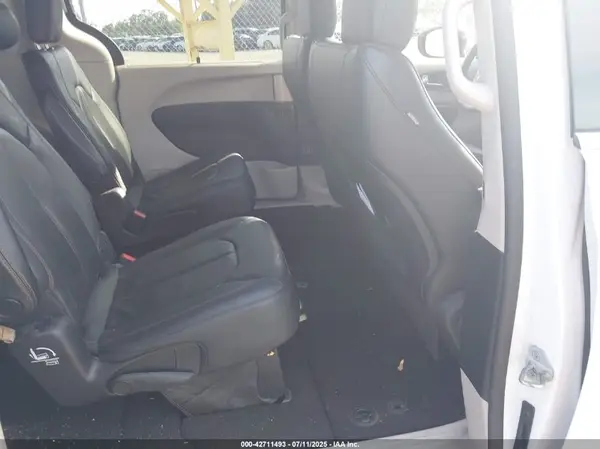 2C4RC1BG7KR625129 2019 CHRYSLER PACIFICA - Image 8