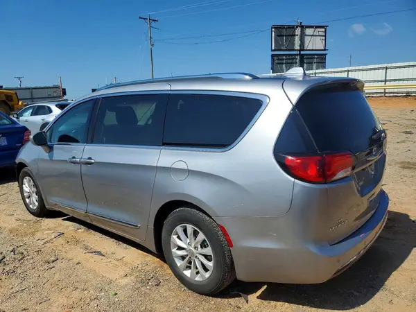 2C4RC1BG7KR625714 2019 CHRYSLER PACIFICA - Image 2