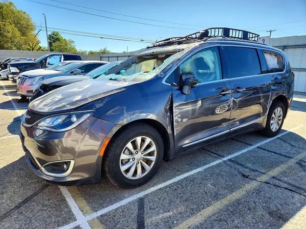 2C4RC1BG7KR643663 2019 CHRYSLER PACIFICA - Image 1