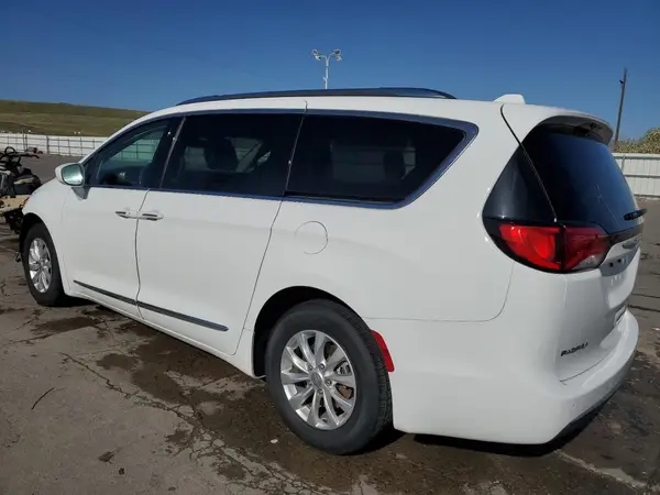 2C4RC1BG7KR650905 2019 CHRYSLER PACIFICA - Image 2
