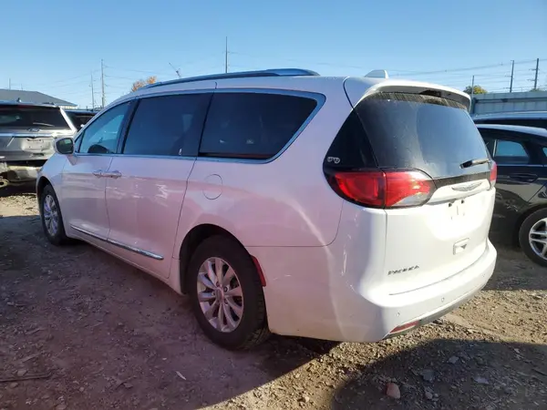 2C4RC1BG7KR652301 2019 CHRYSLER PACIFICA - Image 2