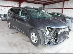 2C4RC1BG7KR657272 2019 CHRYSLER PACIFICA