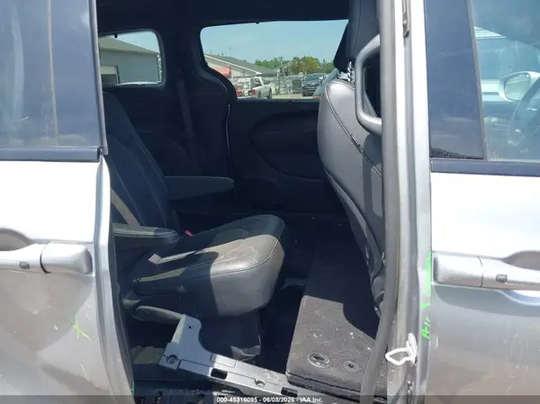 2C4RC1BG7KR681362 2019 CHRYSLER PACIFICA - Image 8