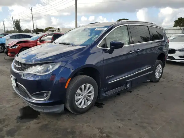 2C4RC1BG7KR732536 2019 CHRYSLER PACIFICA - Image 1