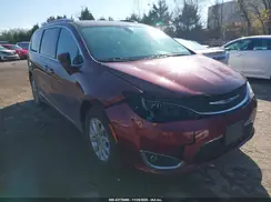 2C4RC1BG7KR732603 2019 CHRYSLER PACIFICA