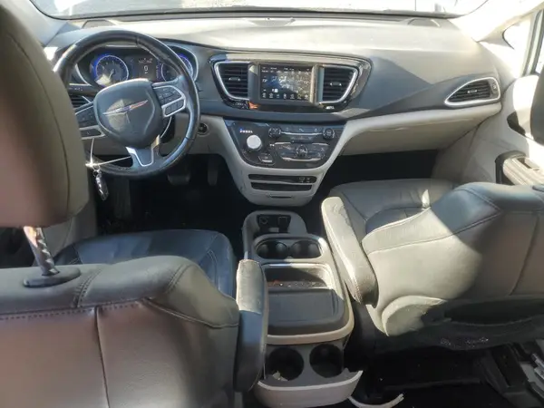 2C4RC1BG7LR105742 2020 CHRYSLER PACIFICA - Image 8