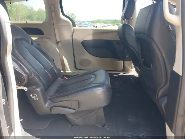 2C4RC1BG7LR106941 2020 CHRYSLER PACIFICA - Image 8