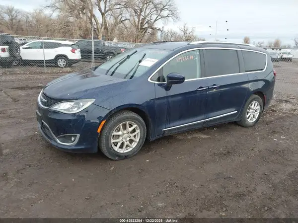 2C4RC1BG7LR114957 2020 CHRYSLER PACIFICA - Image 2