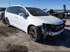 2C4RC1BG7LR116286 2020 CHRYSLER PACIFICA
