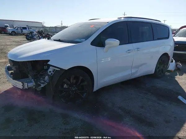 2C4RC1BG7LR116286 2020 CHRYSLER PACIFICA - Image 2