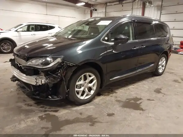 2C4RC1BG7LR119110 2020 CHRYSLER PACIFICA - Image 2