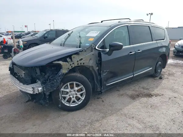 2C4RC1BG7LR133489 2020 CHRYSLER PACIFICA - Image 2