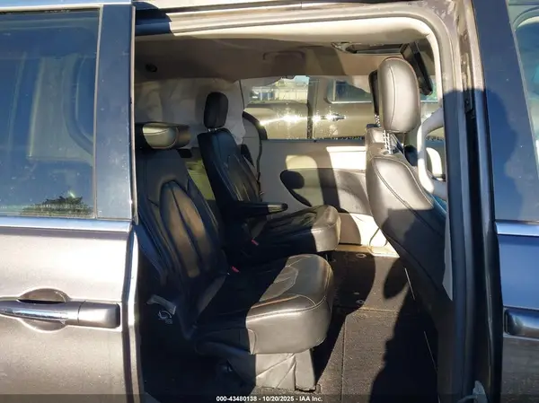 2C4RC1BG7LR140328 2020 CHRYSLER PACIFICA - Image 8