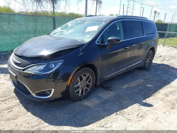 2C4RC1BG7LR268780 2020 CHRYSLER PACIFICA - Image 2