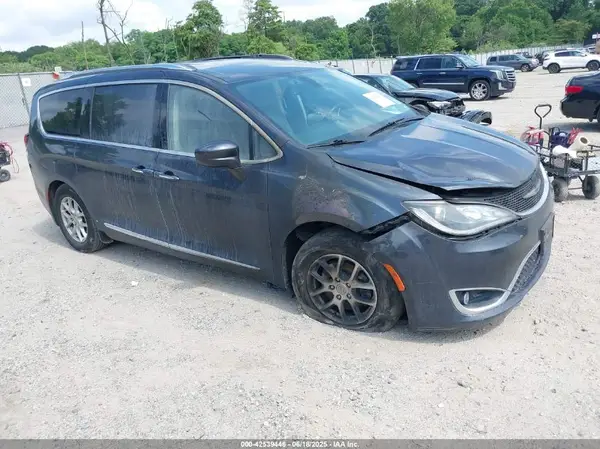 2C4RC1BG7LR274384 2020 CHRYSLER PACIFICA - Image 1