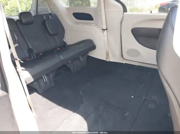2C4RC1BG7LR277172 2020 CHRYSLER PACIFICA - Image 8