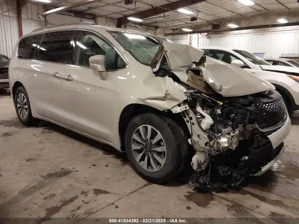 2C4RC1BG7MR531772 2021 CHRYSLER PACIFICA - Image 1