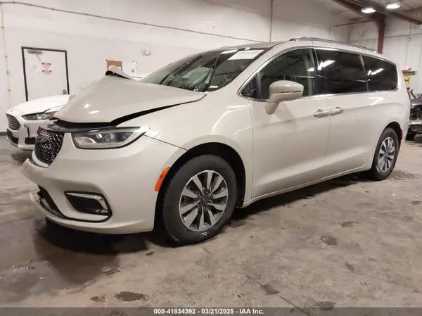 2C4RC1BG7MR531772 2021 CHRYSLER PACIFICA - Image 2