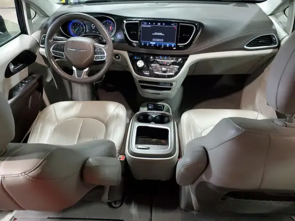 2C4RC1BG7MR557904 2021 CHRYSLER PACIFICA - Image 8