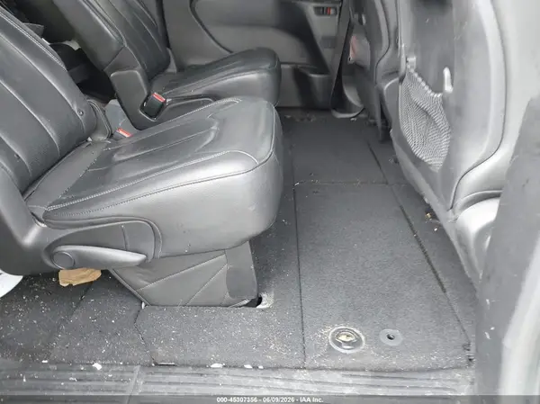 2C4RC1BG7MR559328 2021 CHRYSLER PACIFICA - Image 8