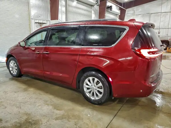 2C4RC1BG7MR588635 2021 CHRYSLER PACIFICA - Image 2