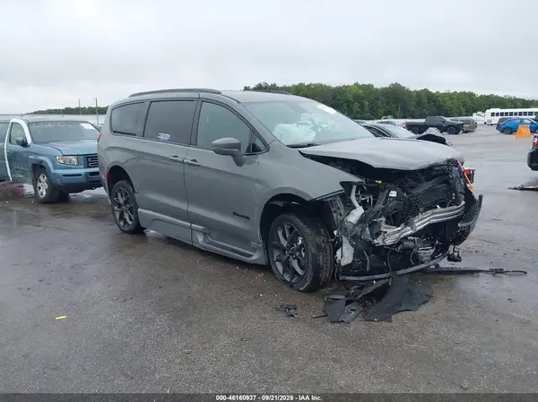 2C4RC1BG7MR602632 2021 CHRYSLER PACIFICA