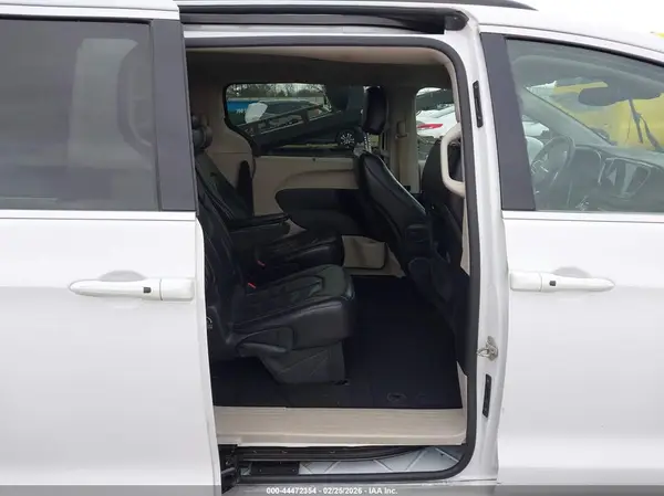 2C4RC1BG7NR113908 2022 CHRYSLER PACIFICA - Image 8