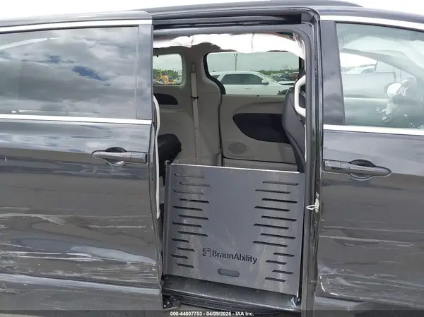 2C4RC1BG7NR163207 2022 CHRYSLER PACIFICA - Image 8