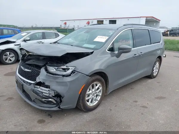 2C4RC1BG7NR170044 2022 CHRYSLER PACIFICA - Image 2