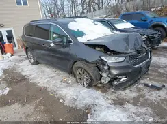 2C4RC1BG7NR175597 2022 CHRYSLER PACIFICA